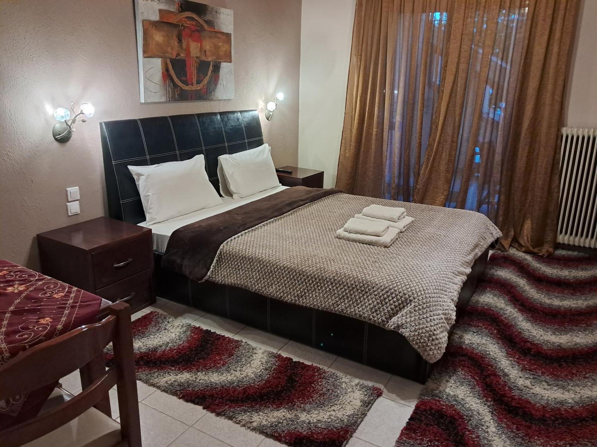 Erodios Guesthouse Káto Loutrákion Exteriör bild